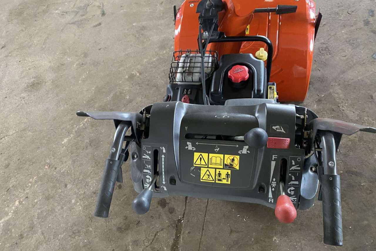 -Kita- Husqvarna ST276EP - Removedor de neve: foto 4 -Kita- Husqvarna ST276EP - Removedor de neve: foto 4