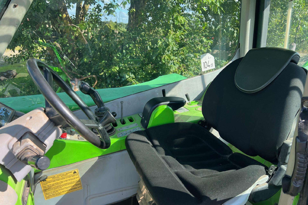 Merlo P 38.13 Plus - Empilhador telescópico: foto 2 Merlo P 38.13 Plus - Empilhador telescópico: foto 2