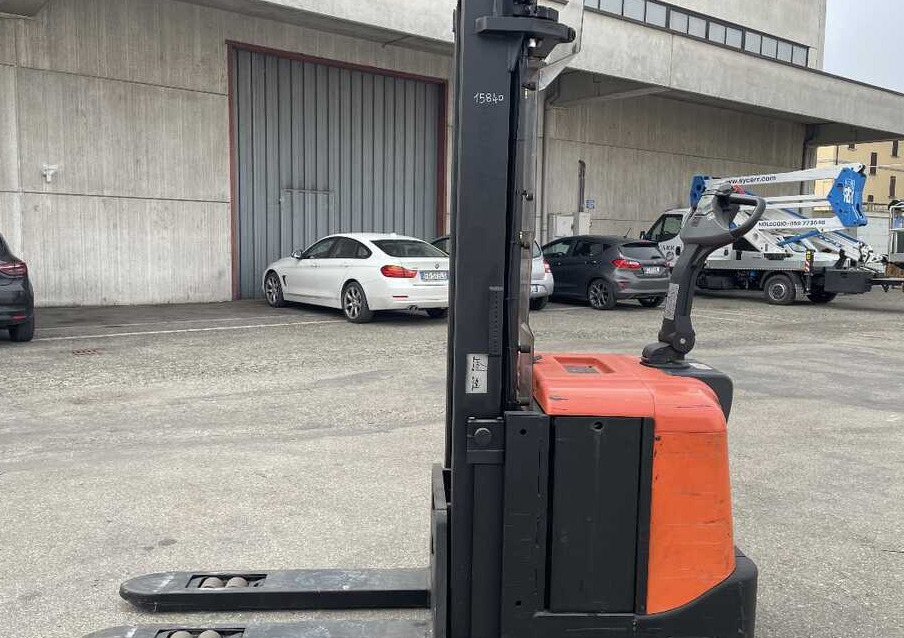 BT SPE 160 L (1.800 ore lavoro) - Stacker: foto 2 BT SPE 160 L (1.800 ore lavoro) - Stacker: foto 2