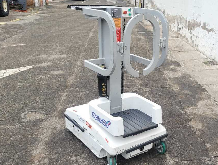 Bravi LUI MINI P.A./SPING-GO - Plataforma de Tijera/ Plataforma de tesoura: foto 2 Bravi LUI MINI P.A./SPING-GO - Plataforma de Tijera/ Plataforma de tesoura: foto 2