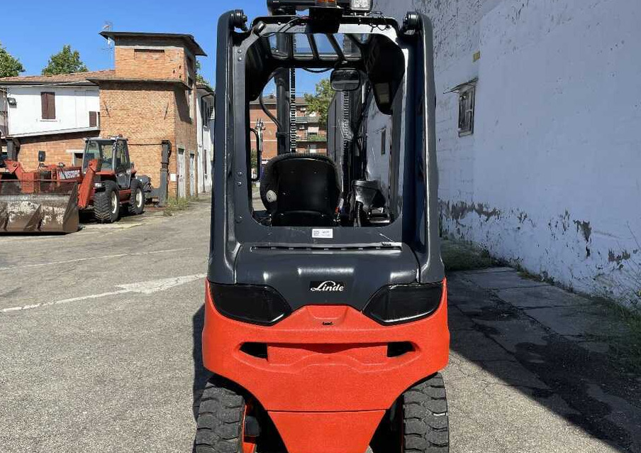 Linde E 25 -387 (Batteria NUOVA) - Empilhador elétrico: foto 5 Linde E 25 -387 (Batteria NUOVA) - Empilhador elétrico: foto 5