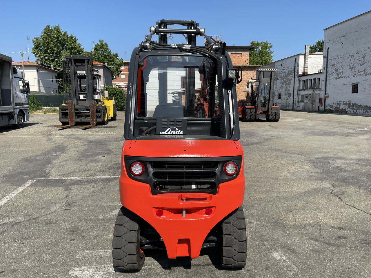 Linde H 25 D - Empilhador a diesel: foto 3 Linde H 25 D - Empilhador a diesel: foto 3