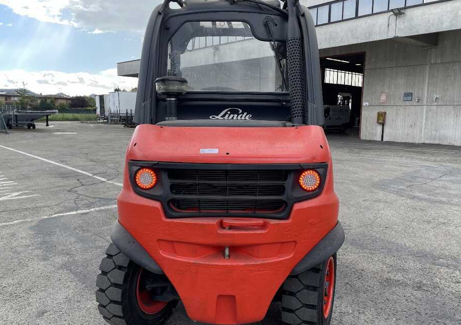 Linde H 40 D-02 senza montante - Empilhador a diesel: foto 3 Linde H 40 D-02 senza montante - Empilhador a diesel: foto 3