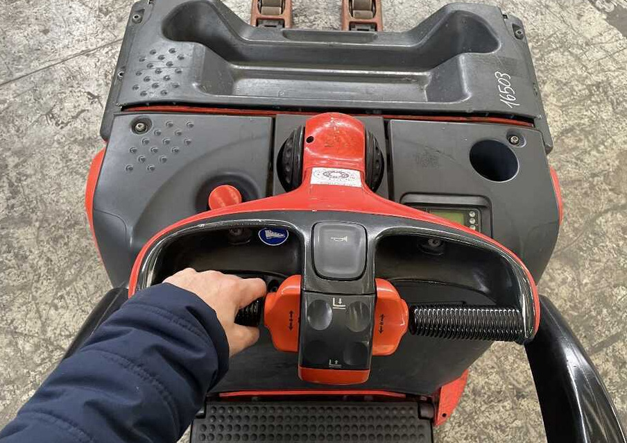 Linde T 20 AP -131 (batt. 2020) - Porta-palete: foto 3 Linde T 20 AP -131 (batt. 2020) - Porta-palete: foto 3