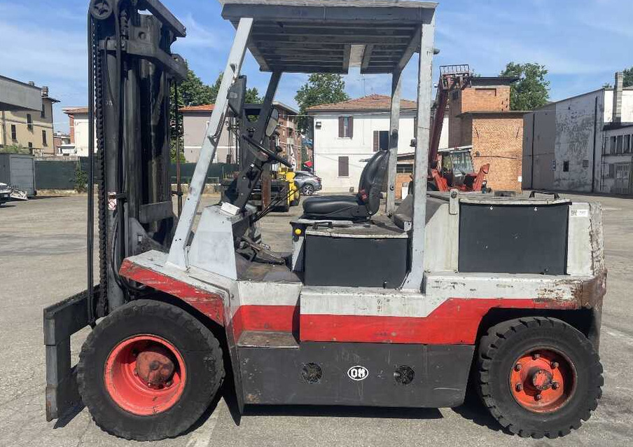 OM E 80 N - Empilhador elétrico: foto 2 OM E 80 N - Empilhador elétrico: foto 2