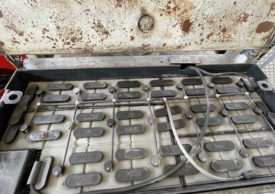 OM E 80 N - Empilhador elétrico: foto 5 OM E 80 N - Empilhador elétrico: foto 5