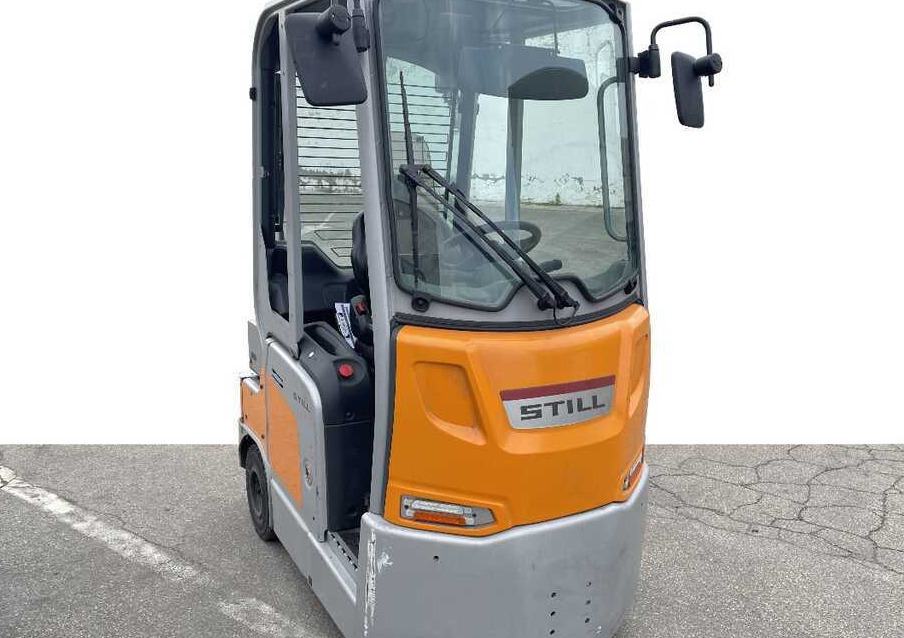 Still LTX 70 (700 ore di lavoro) - Trator elétrics: foto 1 Still LTX 70 (700 ore di lavoro) - Trator elétrics: foto 1