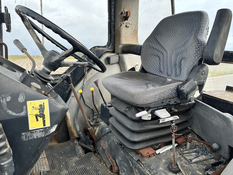 Case-International 1455 XL - Trator: foto 4 Case-International 1455 XL - Trator: foto 4