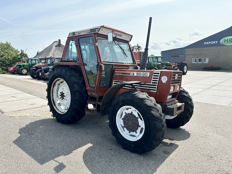 Fiat 90-90 DT - Trator: foto 3 Fiat 90-90 DT - Trator: foto 3