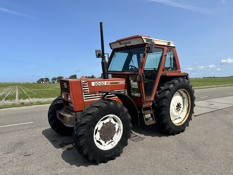 Fiat 90-90 DT - Trator: foto 1 Fiat 90-90 DT - Trator: foto 1