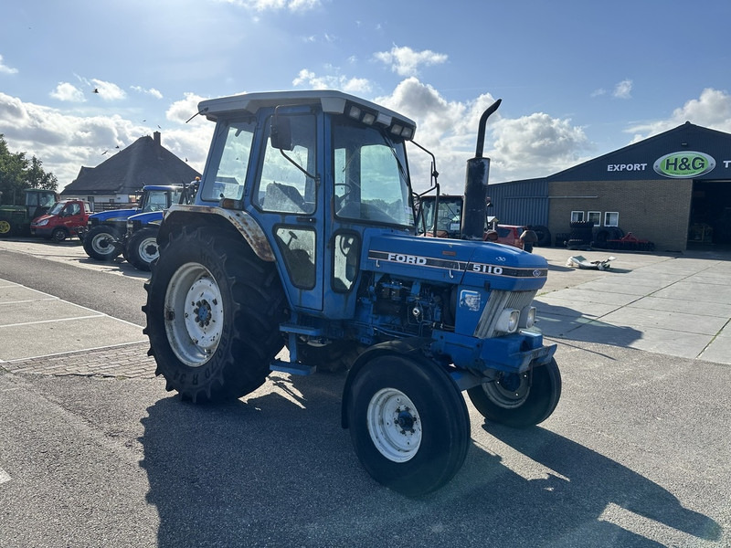 Ford 5110 - Trator: foto 3 Ford 5110 - Trator: foto 3