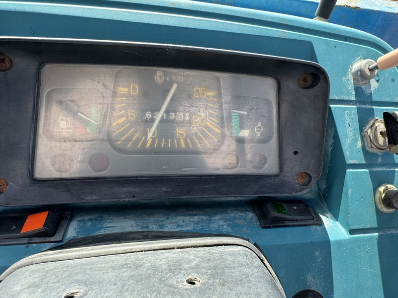 Ford 5610 - Trator: foto 5 Ford 5610 - Trator: foto 5