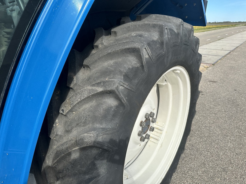 Trator Ford 6640 SL: foto 12