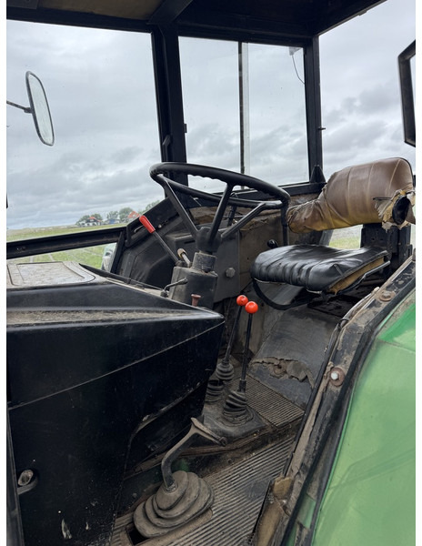John Deere 2130 - Trator: foto 4 John Deere 2130 - Trator: foto 4