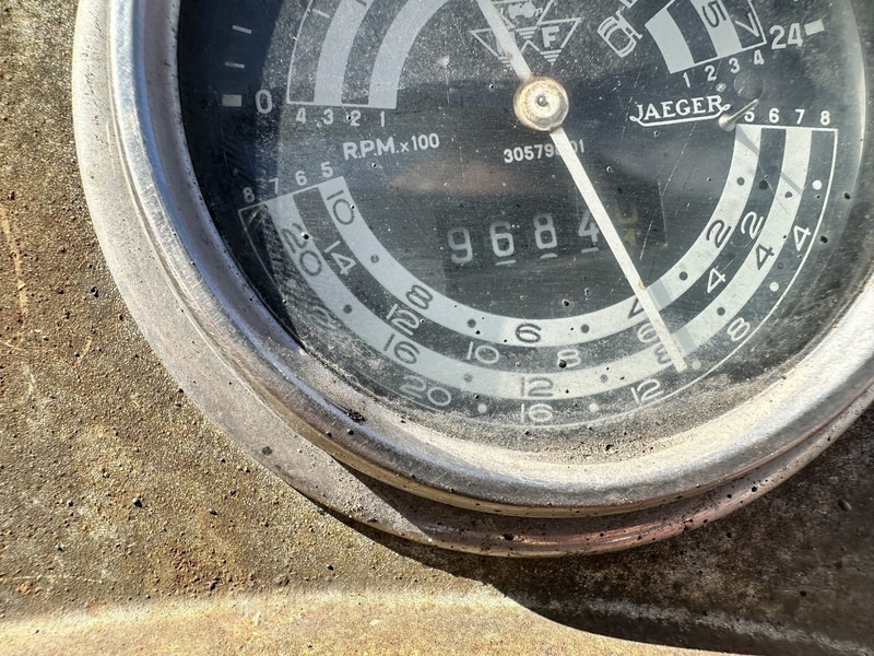 Massey Ferguson 165 - Trator: foto 5 Massey Ferguson 165 - Trator: foto 5