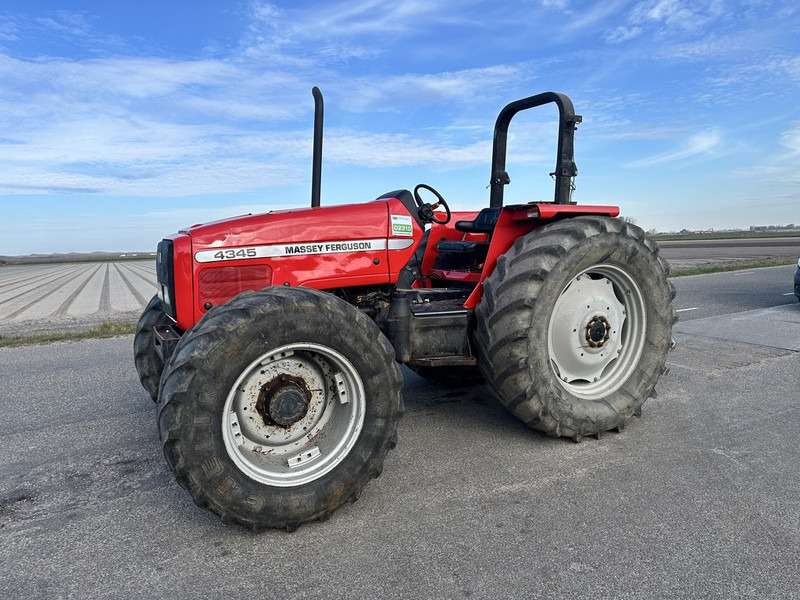 Massey Ferguson 4345 - Trator: foto 1 Massey Ferguson 4345 - Trator: foto 1