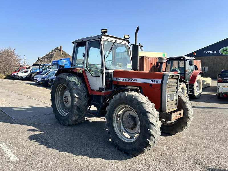 Massey Ferguson 699 - Trator: foto 3 Massey Ferguson 699 - Trator: foto 3