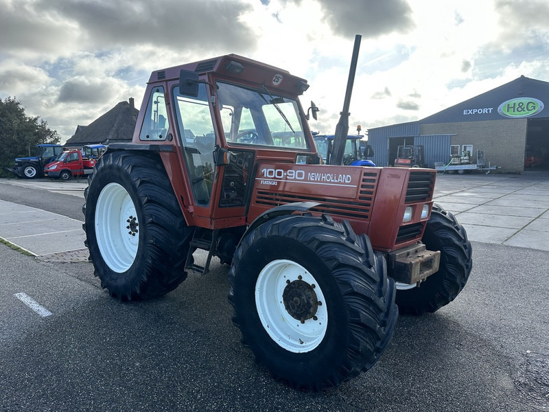 New Holland 100-90 DT - Trator: foto 4 New Holland 100-90 DT - Trator: foto 4