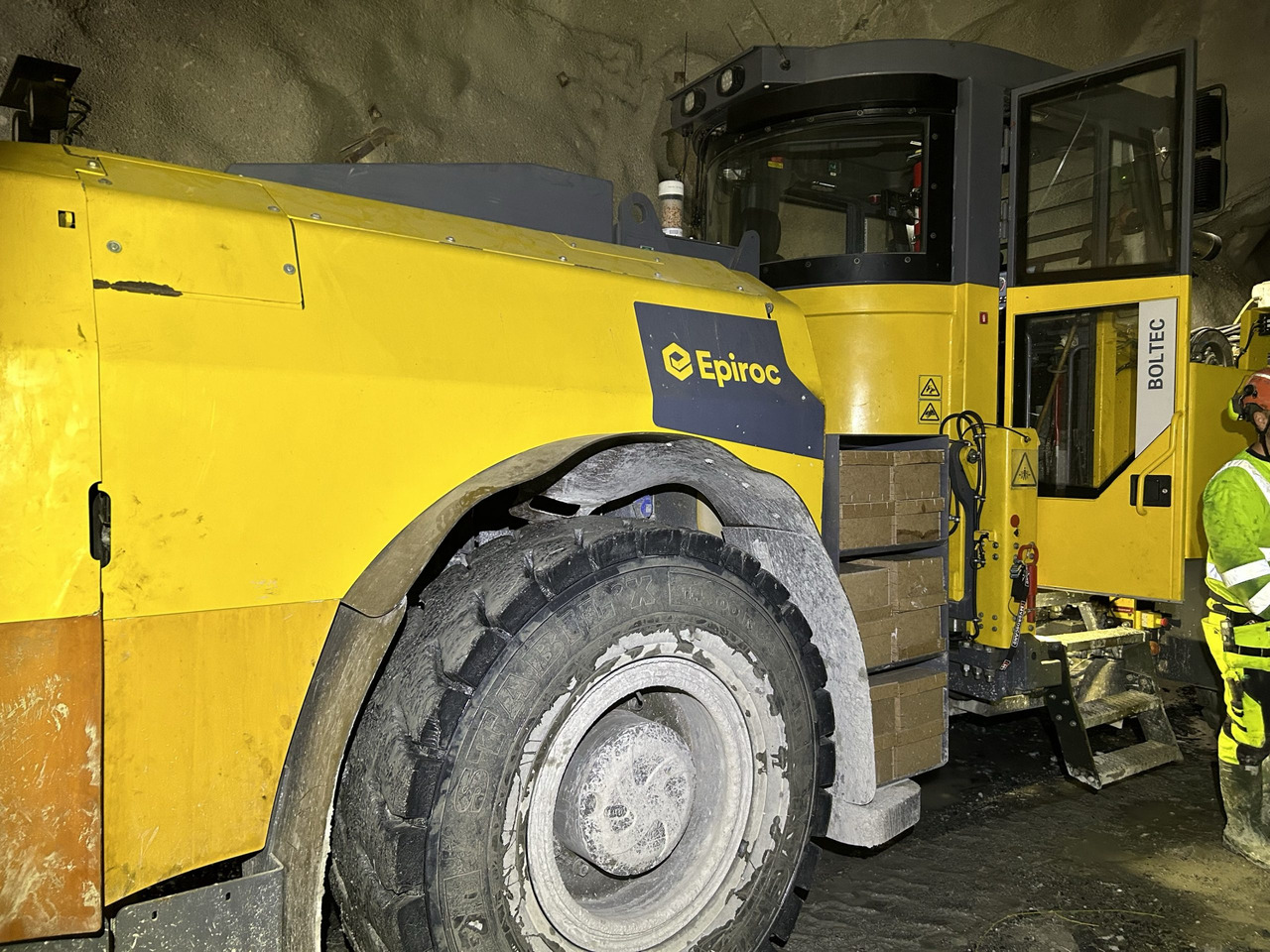 Atlas Copco Boltec E - Máquina de perfuração direcional: foto 4 Atlas Copco Boltec E - Máquina de perfuração direcional: foto 4