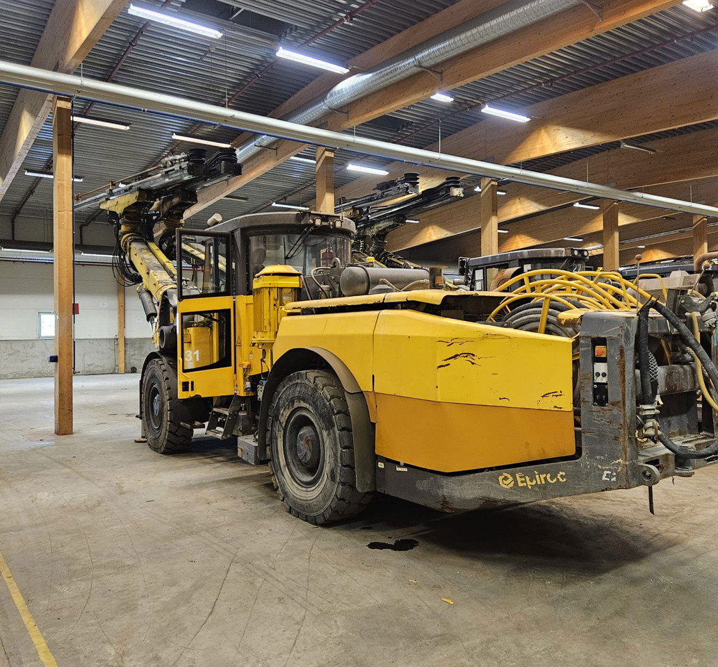 Atlas Copco E2C - Máquina de perfuração direcional: foto 3 Atlas Copco E2C - Máquina de perfuração direcional: foto 3