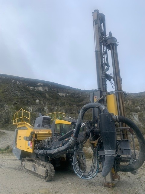 Atlas Copco FlexiROC D55 - Máquina de perfuração: foto 5 Atlas Copco FlexiROC D55 - Máquina de perfuração: foto 5