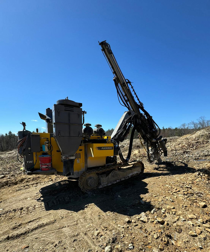 Atlas Copco FlexiROC T30R - Máquina de perfuração: foto 3 Atlas Copco FlexiROC T30R - Máquina de perfuração: foto 3