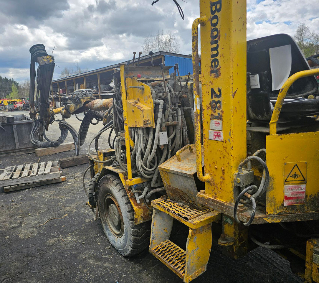 Atlas Copco Jumbo Boomer 281 - Máquina de perfuração direcional: foto 5 Atlas Copco Jumbo Boomer 281 - Máquina de perfuração direcional: foto 5
