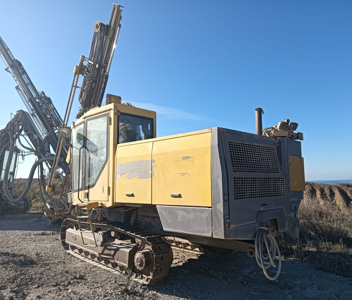 Atlas Copco ROC D7-11 - Máquina de perfuração: foto 3 Atlas Copco ROC D7-11 - Máquina de perfuração: foto 3