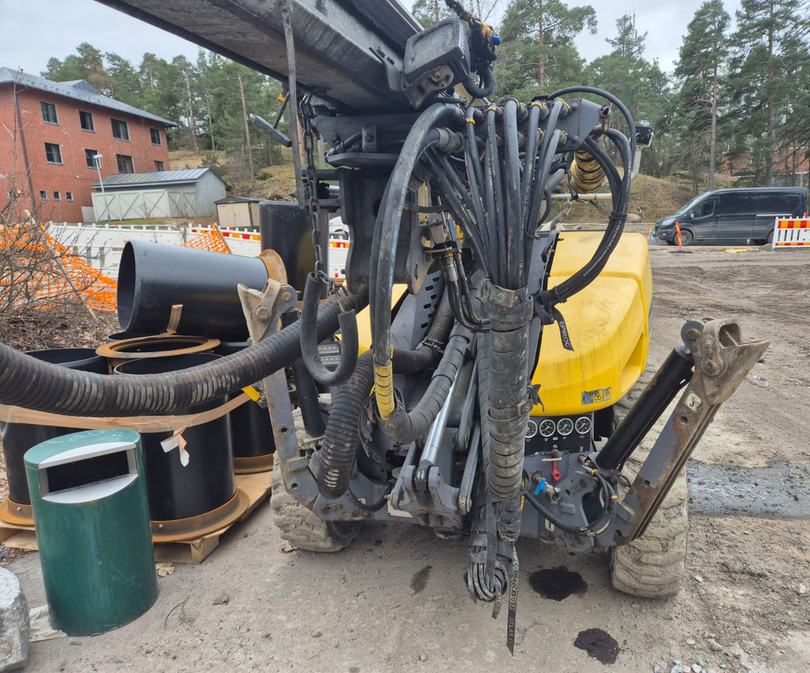 Atlas Copco ROC T15 - Máquina de perfuração: foto 5 Atlas Copco ROC T15 - Máquina de perfuração: foto 5