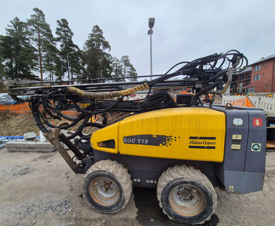 Atlas Copco ROC T15 - Máquina de perfuração: foto 1 Atlas Copco ROC T15 - Máquina de perfuração: foto 1