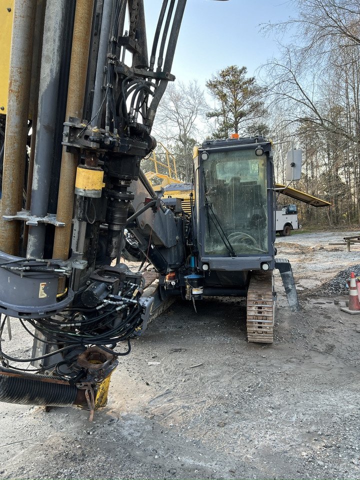 Atlas Copco SmartROC D60 - Máquina de perfuração: foto 3 Atlas Copco SmartROC D60 - Máquina de perfuração: foto 3