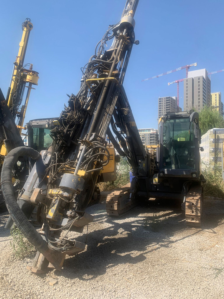 Atlas Copco SmartROC T35-11 - Máquina de perfuração: foto 3 Atlas Copco SmartROC T35-11 - Máquina de perfuração: foto 3