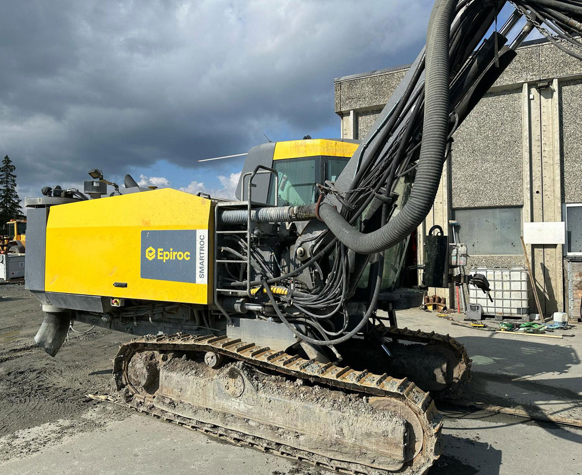 Atlas Copco SmartROC T40-11 - Máquina de perfuração: foto 4 Atlas Copco SmartROC T40-11 - Máquina de perfuração: foto 4