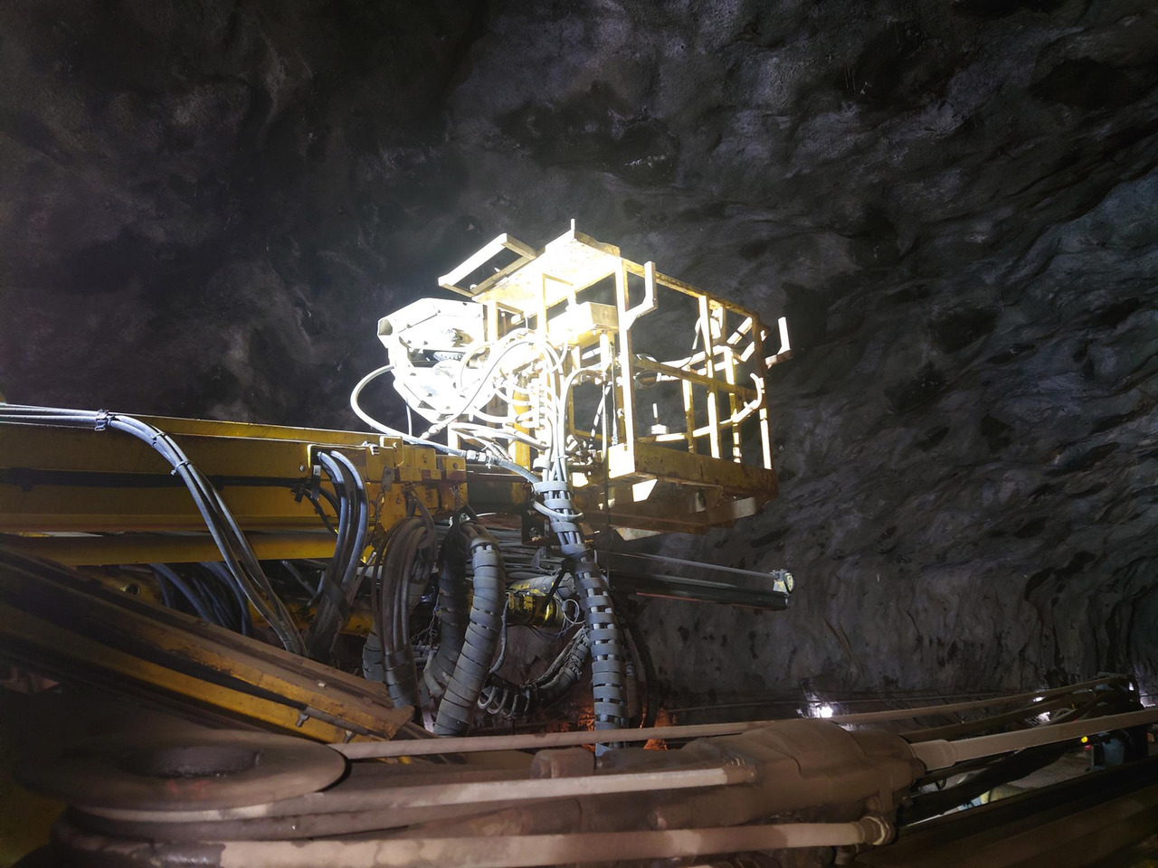 Atlas Copco WL3C - Máquina de mineração: foto 5 Atlas Copco WL3C - Máquina de mineração: foto 5