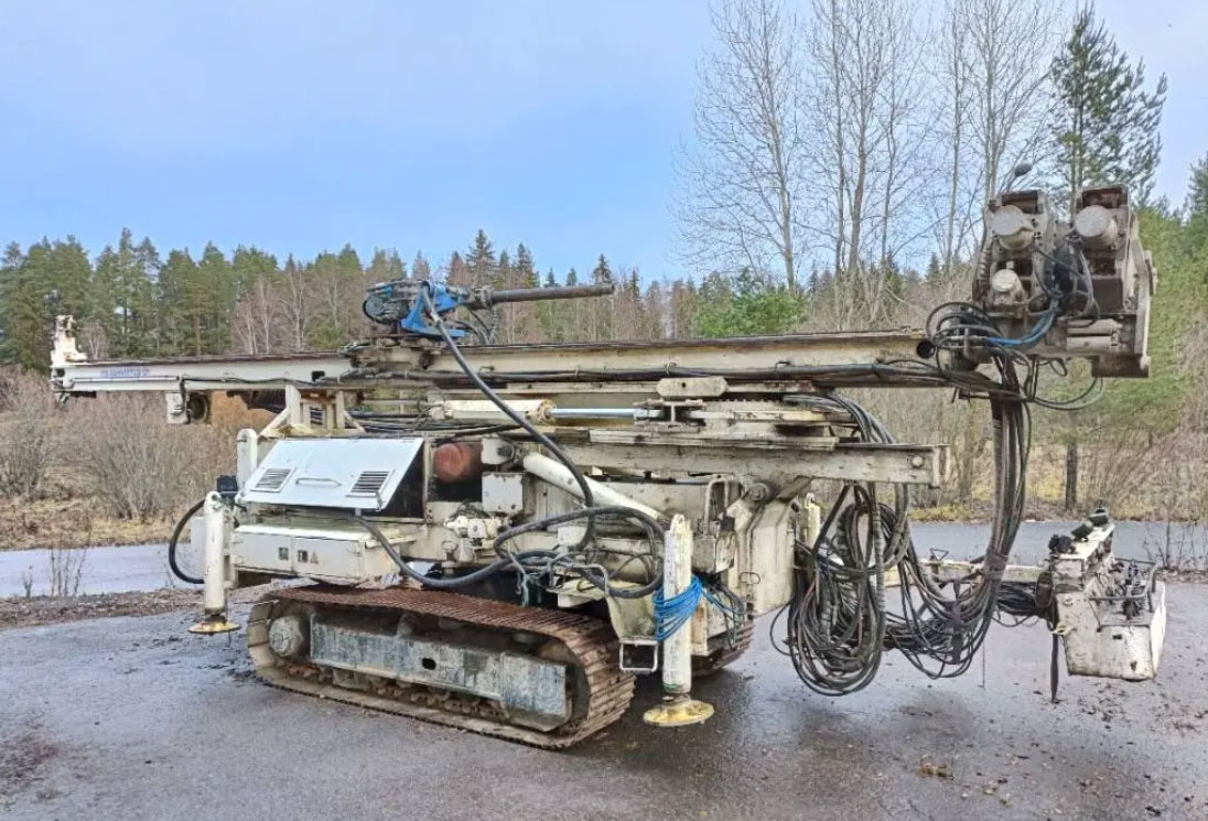 Casagrande C8 - Bate estaca: foto 1 Casagrande C8 - Bate estaca: foto 1