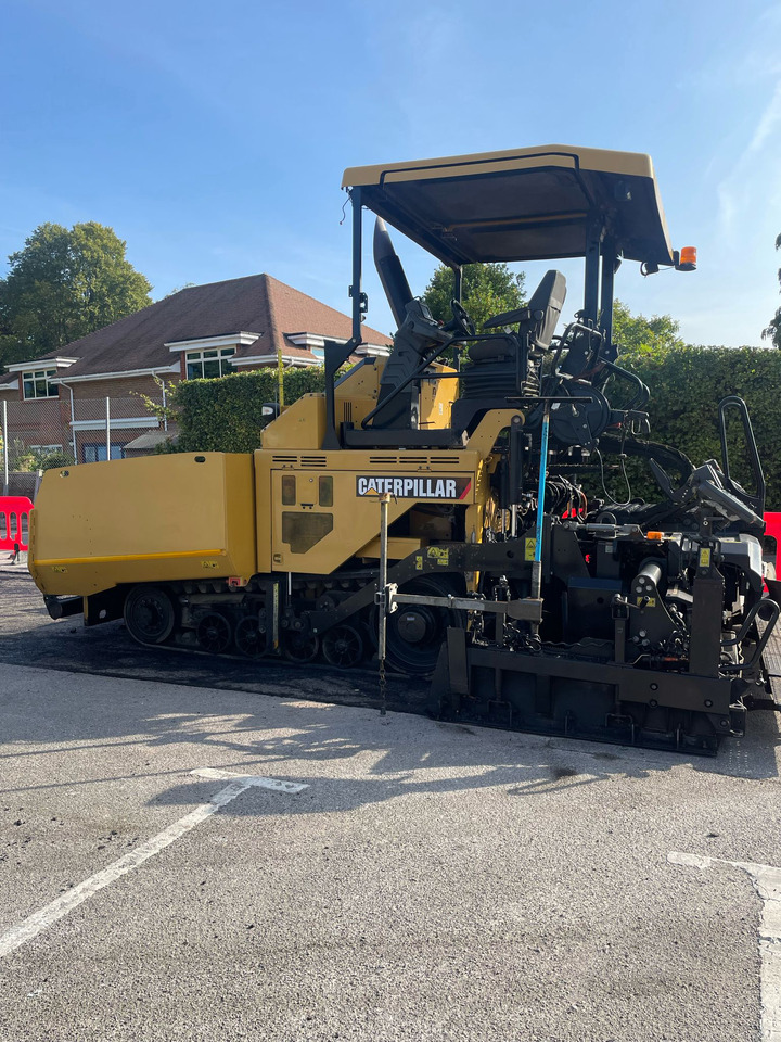Caterpillar AP 555 F - Acabadora: foto 2 Caterpillar AP 555 F - Acabadora: foto 2
