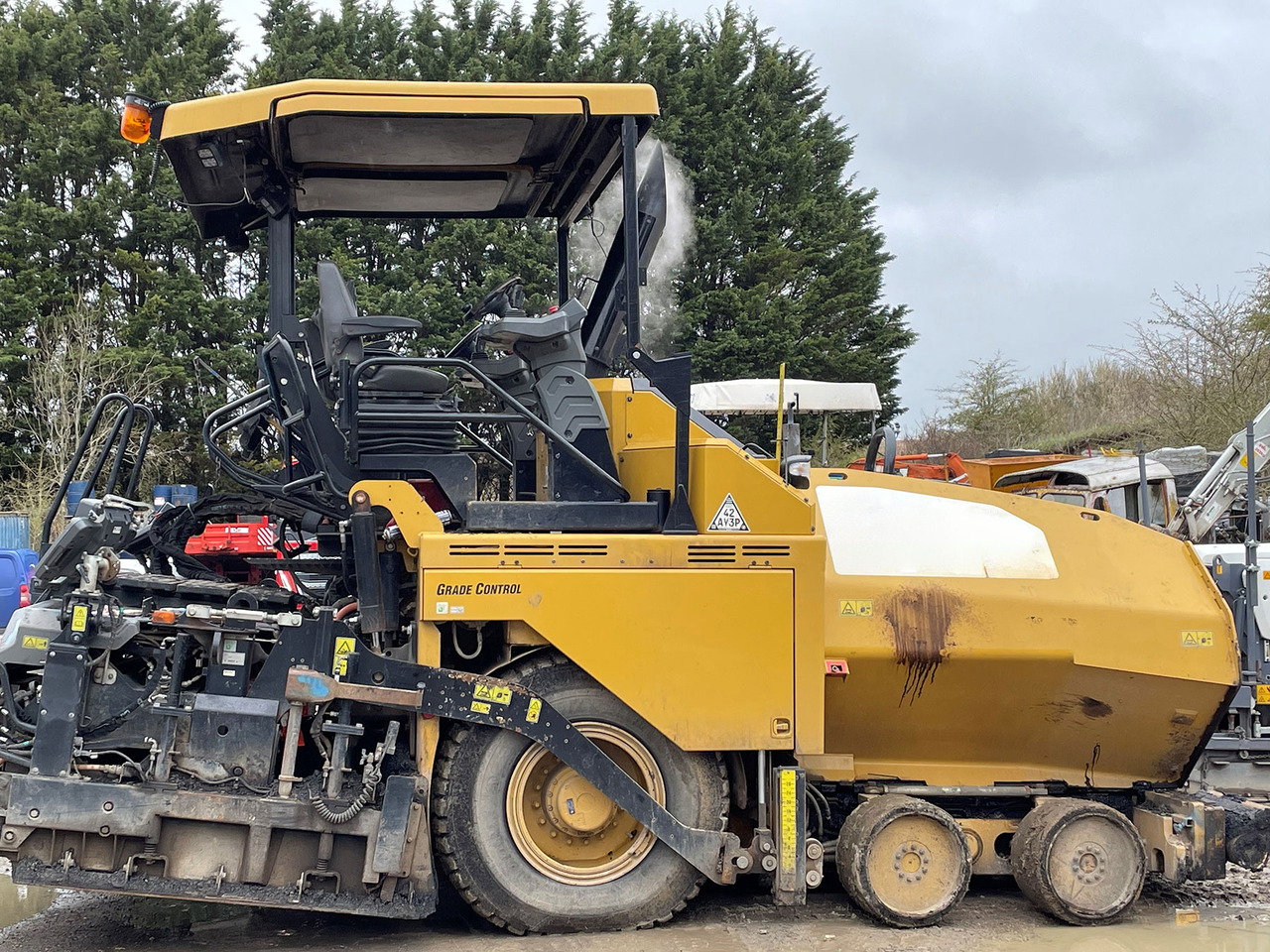 Caterpillar AP500F - Acabadora: foto 4 Caterpillar AP500F - Acabadora: foto 4
