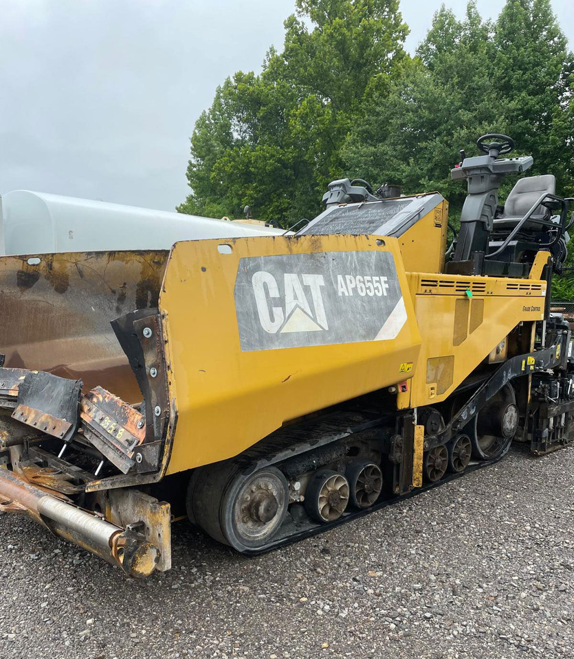 Caterpillar AP655F - Acabadora: foto 2 Caterpillar AP655F - Acabadora: foto 2
