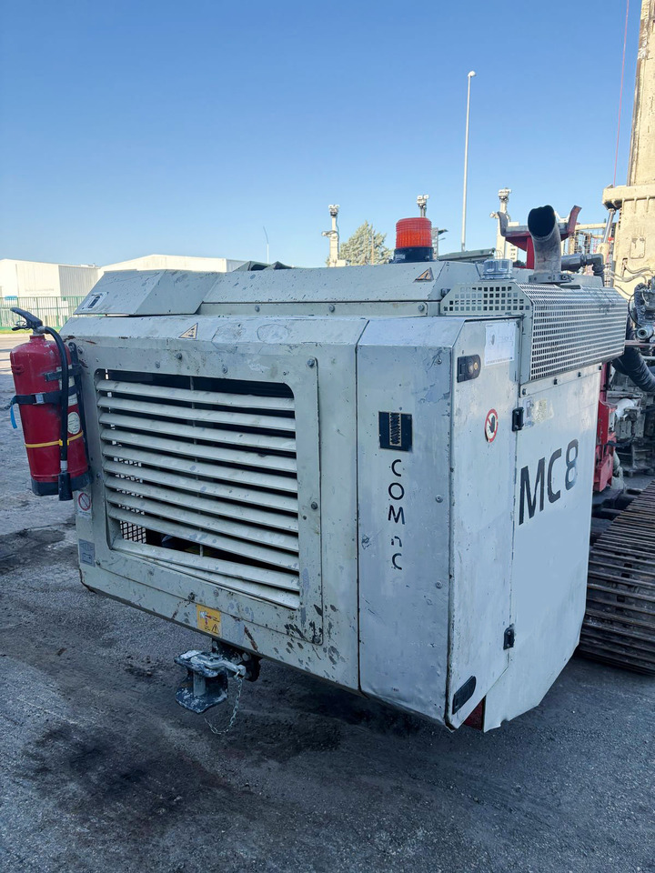 Comacchio MC8 - Bate estaca: foto 5 Comacchio MC8 - Bate estaca: foto 5