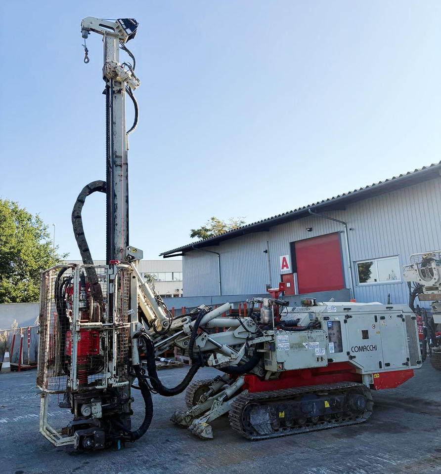 Comacchio MC8 - Bate estaca: foto 1 Comacchio MC8 - Bate estaca: foto 1