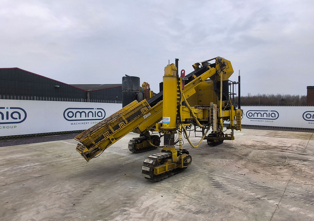 Gomaco Commander III - Pavimentadora de betão: foto 3 Gomaco Commander III - Pavimentadora de betão: foto 3