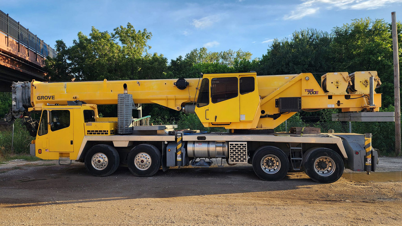 Grove TMS700E - Grua móvel: foto 1 Grove TMS700E - Grua móvel: foto 1