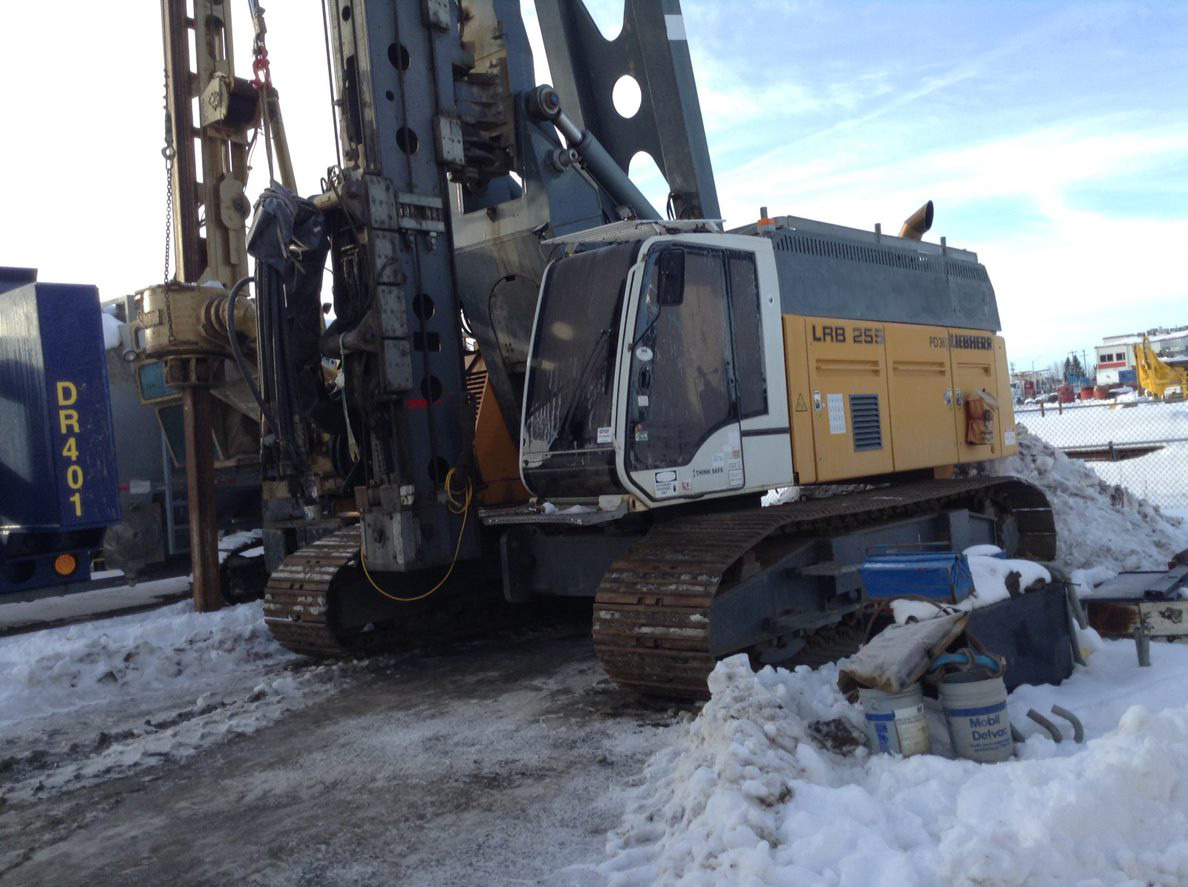 Liebherr LRB 255 - Bate estaca: foto 2 Liebherr LRB 255 - Bate estaca: foto 2