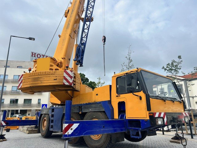 Liebherr LTM 1050-1 - Grua móvel: foto 2 Liebherr LTM 1050-1 - Grua móvel: foto 2