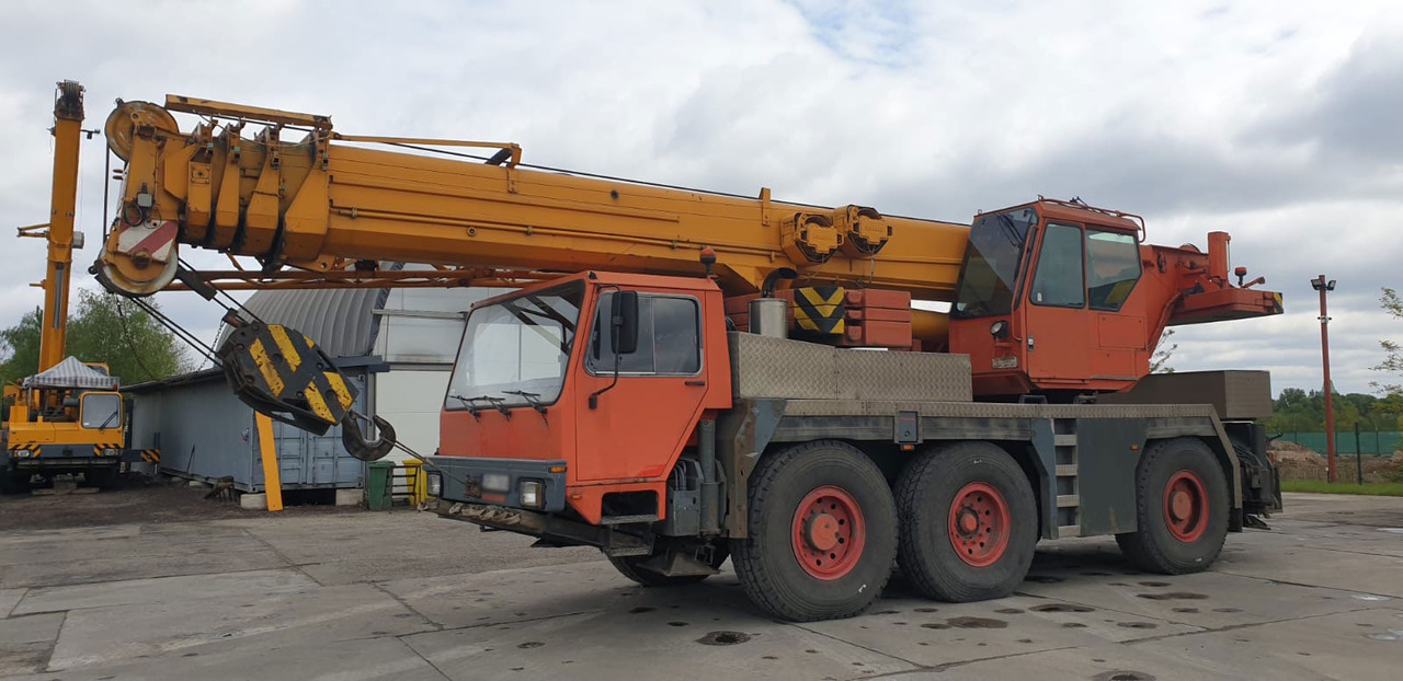 Liebherr LTM 1050-1 - Grua móvel: foto 2 Liebherr LTM 1050-1 - Grua móvel: foto 2