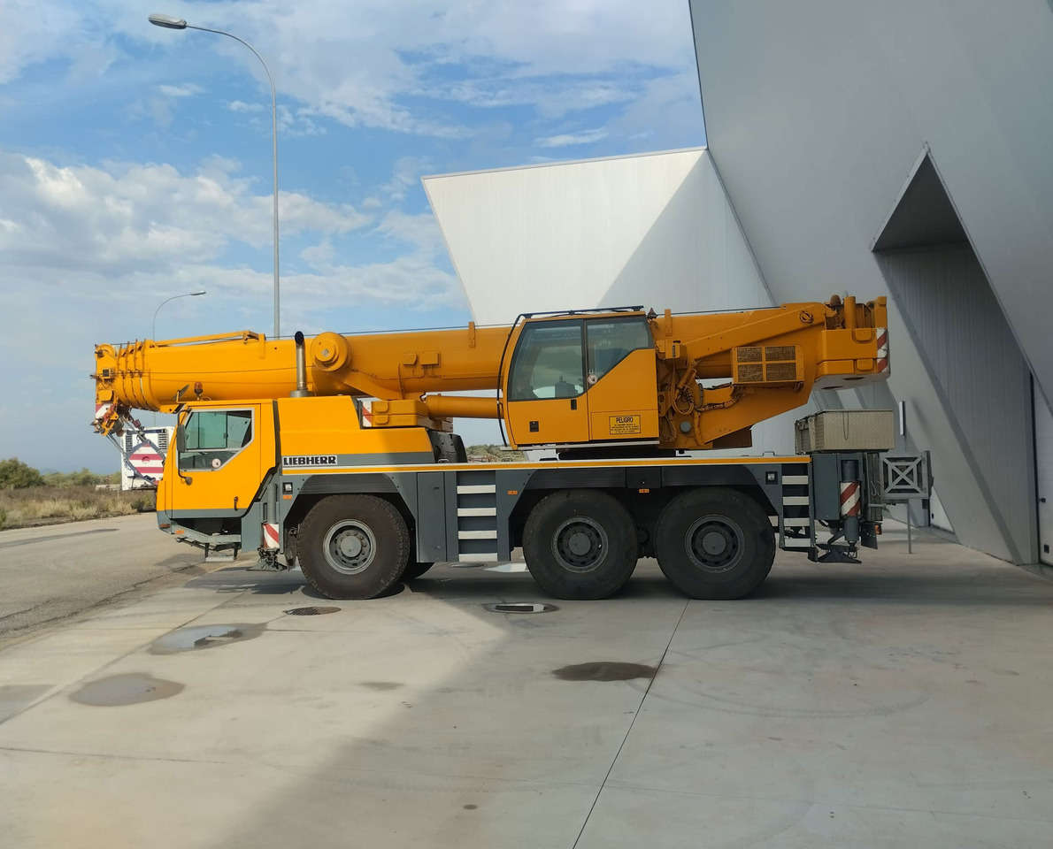 Liebherr LTM 1055-3.1 - Grua móvel: foto 3 Liebherr LTM 1055-3.1 - Grua móvel: foto 3