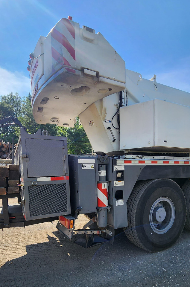 Liebherr LTM 1070-4.2 - Grua móvel: foto 5 Liebherr LTM 1070-4.2 - Grua móvel: foto 5