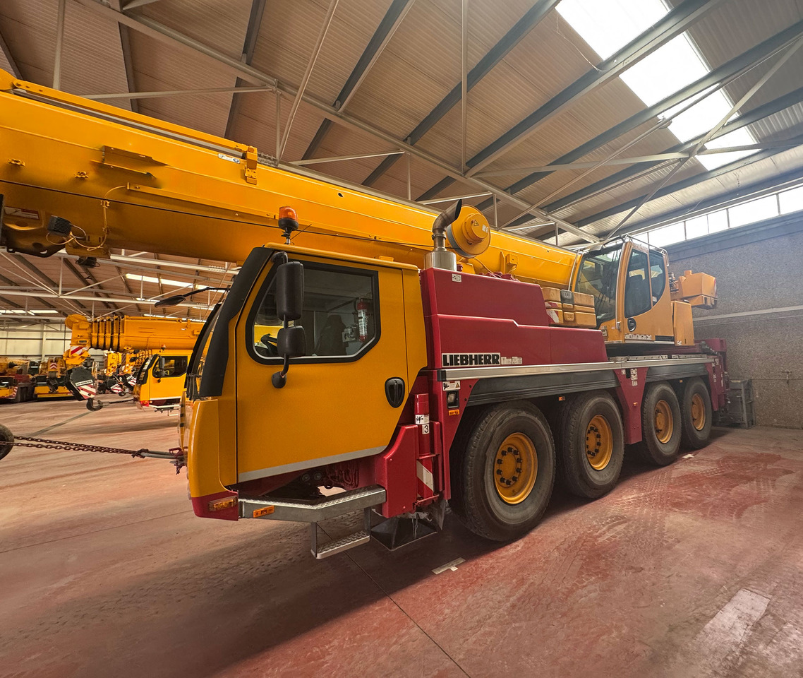 Liebherr LTM 1070-4.2 - Grua móvel: foto 4 Liebherr LTM 1070-4.2 - Grua móvel: foto 4