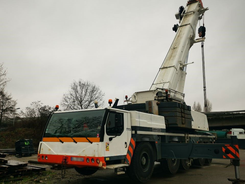 Liebherr LTM 1200-5.1 - Grua móvel: foto 1 Liebherr LTM 1200-5.1 - Grua móvel: foto 1