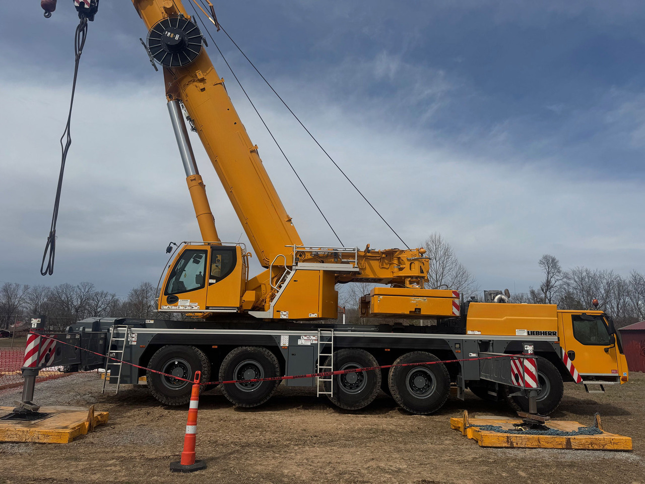 Liebherr LTM 1230-5.1 - Grua móvel: foto 3 Liebherr LTM 1230-5.1 - Grua móvel: foto 3